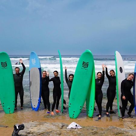 فندق Carvoeiraفي  Tika Surf Camp Ericeira المظهر الخارجي الصورة