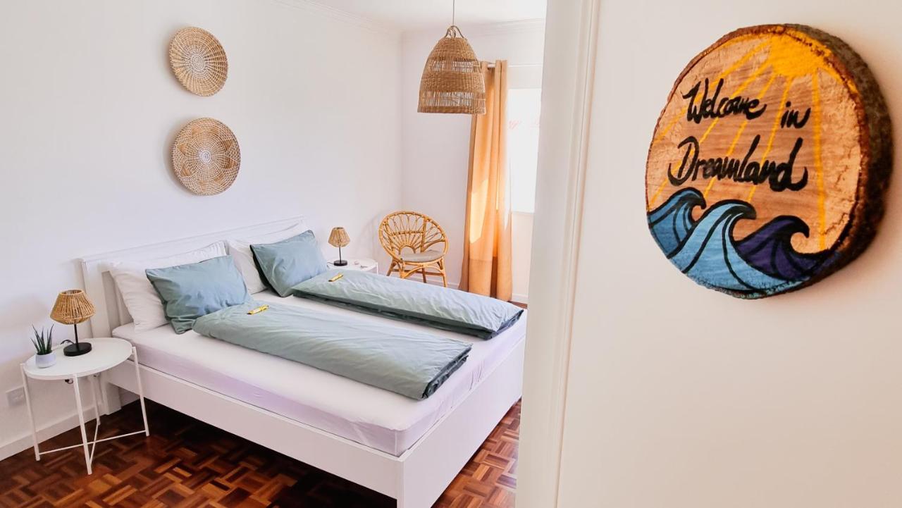 فندق Carvoeiraفي  Tika Surf Camp Ericeira المظهر الخارجي الصورة